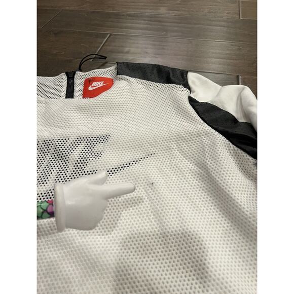 Nike Womens White Black Perforated 3/4 Sleeve Crew Top Size XL 749122-100 $120 - Picture 10 of 12